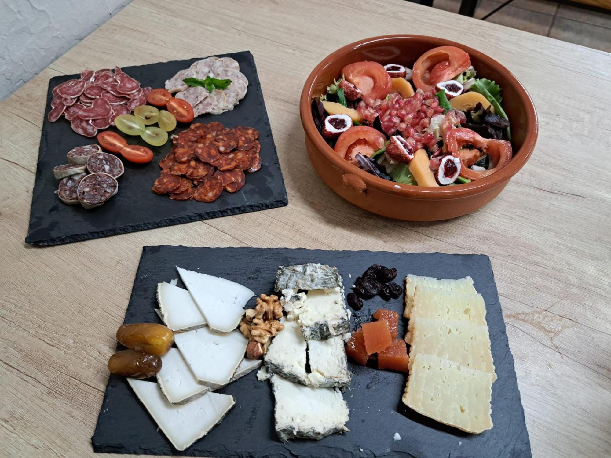 Cases Altes De Posada Navés 外观 照片